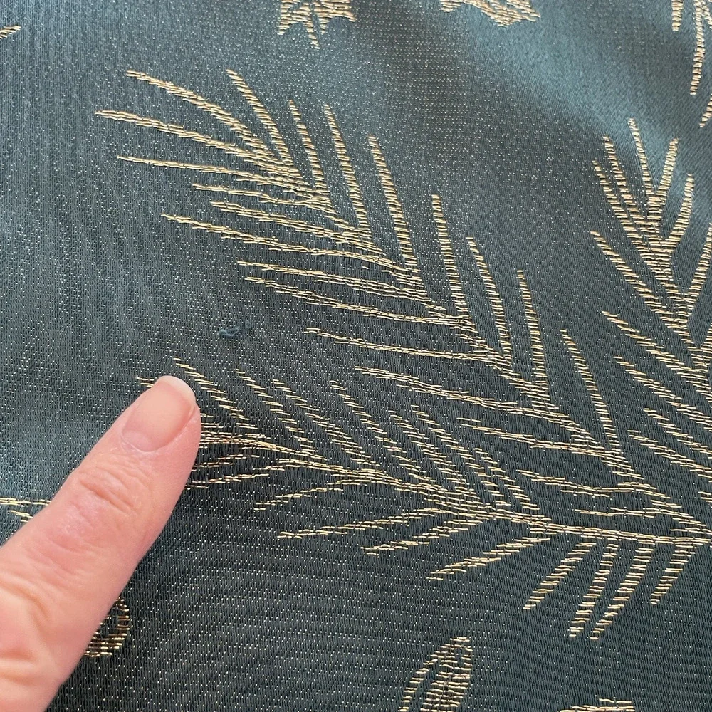 Christmas Holiday Glitter Tablecloth Green Gold Holly Pine‎ Leaves 60